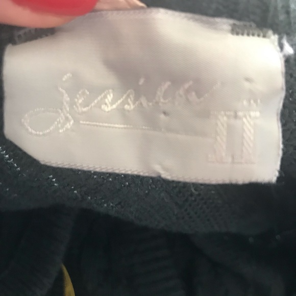 VINTAGE Plus Size Charcoal Grey Cable Knit Cardigan with Side Large Pockets - Picture 6 of 9